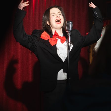 m_The Show of Our Lives - Lady of Magic Nicky de Jong (1)