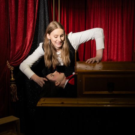 m_The Show of Our Lives - Lady of Magic Nicky de Jong (3)